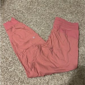 Lululemon Dance Studio Mid-Rise Jogger
Full Length